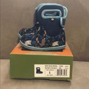 Bogs baby boots woodland